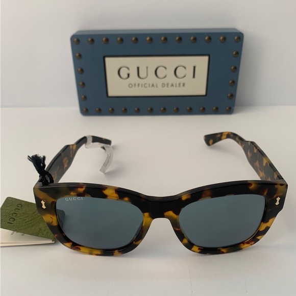 New - 💯 - GUCCI GG1110S-003 53 Sunglass Unisex BIO ACETATE
Sunglasses - Picture 9 of 12